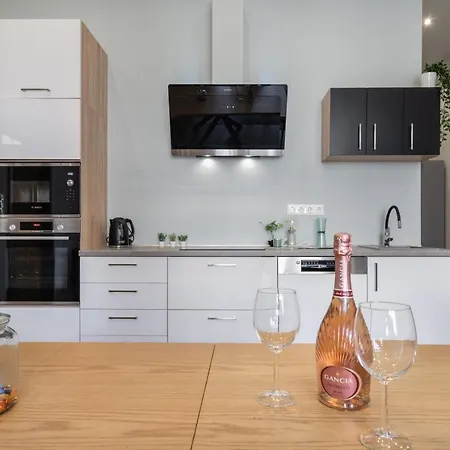 Apartament Buenos Boutique - A/c, 2 Bathrms, Amazing View *