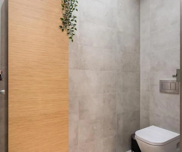 Apartament Buenos Boutique - A/c, 2 Bathrms, Amazing View Budapesta