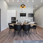 Διαμέρισμα Buenos Boutique - Superb Location, Ac, 2 Bathrooms